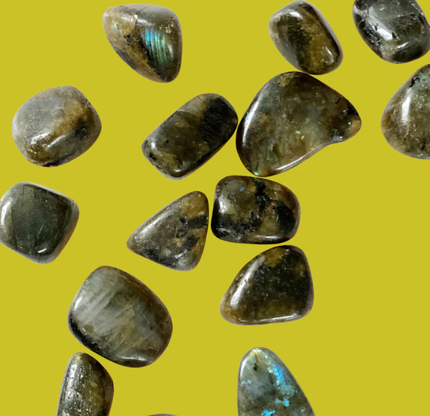 Small tumbled crystals