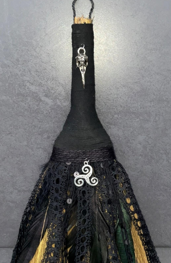 HANDMADE ALTER BESSOM (8-13INCHES HIGH)