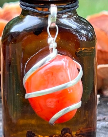 Bloodmoon oil